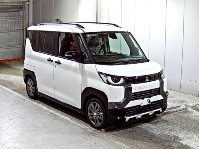 MITSUBISHI DELICA MINI 2024