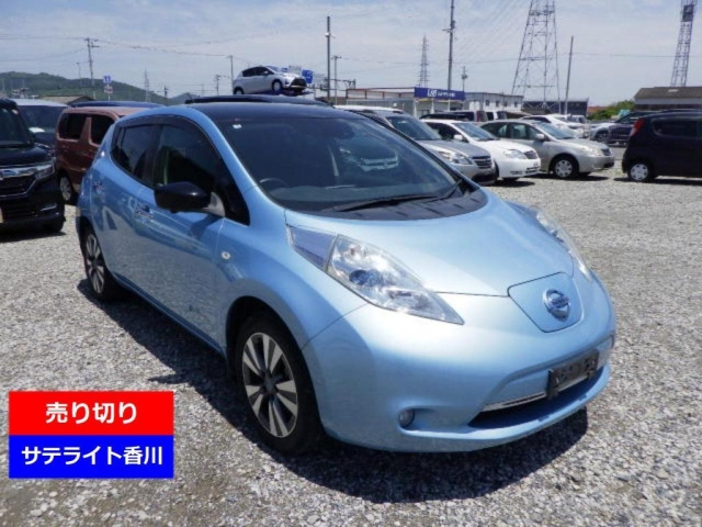 NISSAN LEAF