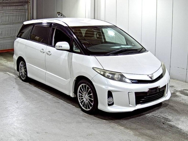 TOYOTA ESTIMA 2012