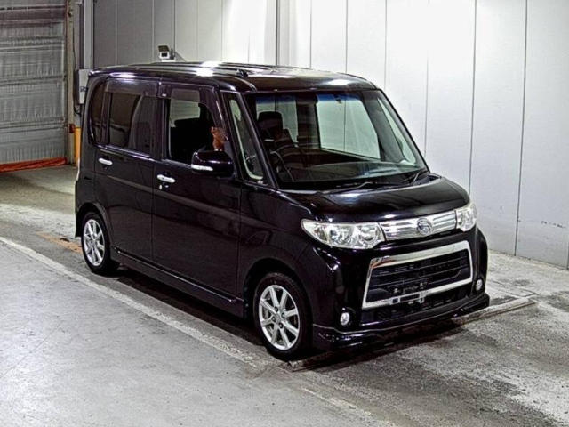 DAIHATSU TANTO 2012