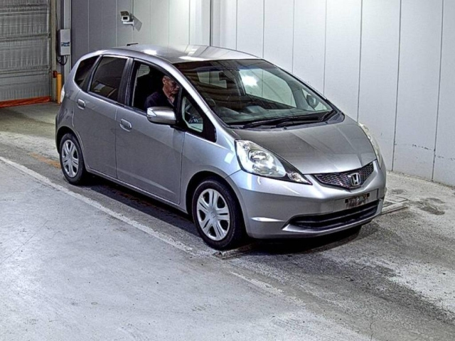 HONDA FIT 2010