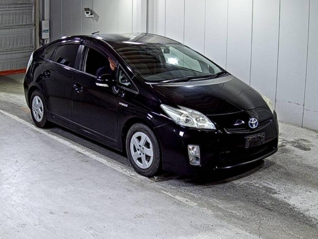TOYOTA PRIUS 2010