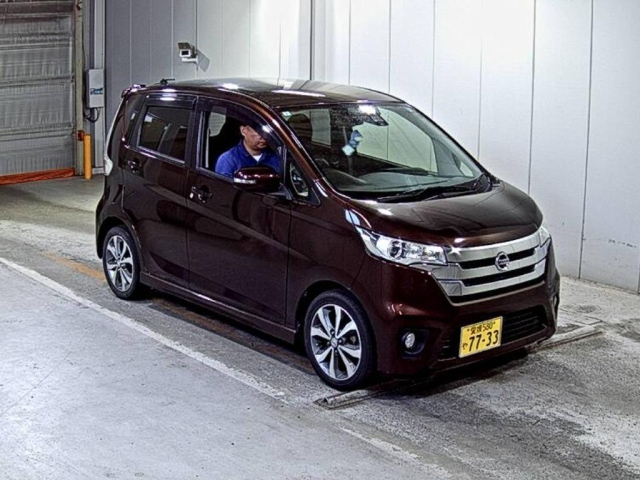 NISSAN DAYZ 2015