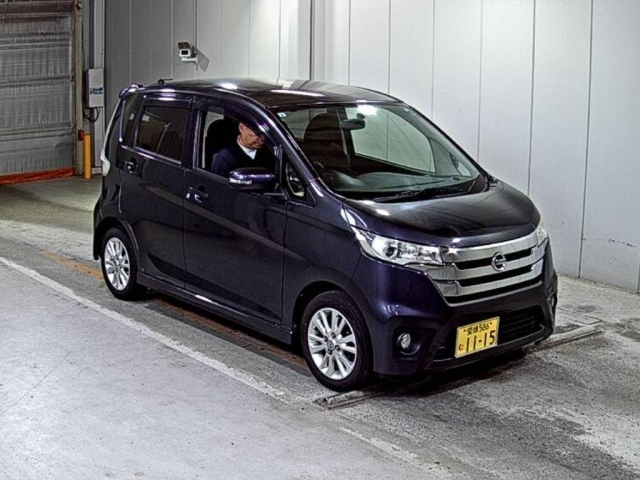 NISSAN DAYZ 2013
