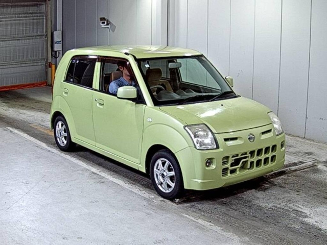 NISSAN PINO