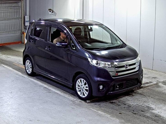 NISSAN DAYZ 2014