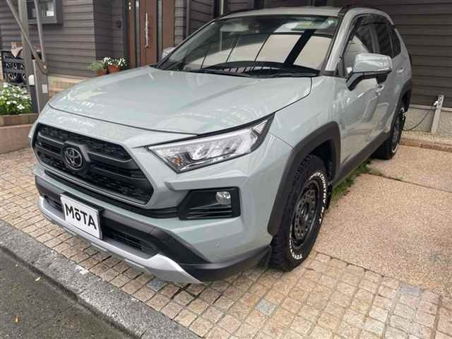TOYOTA RAV4 2019