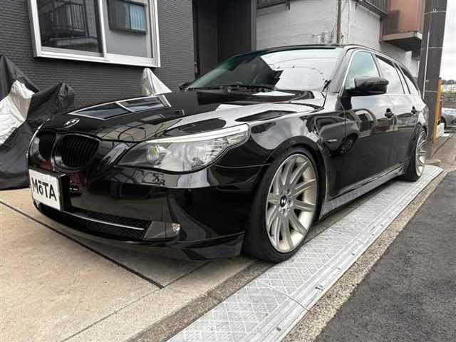 BMW 5 SERIES 2010