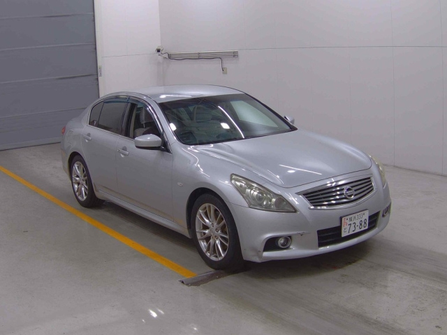 NISSAN SKYLINE 2014