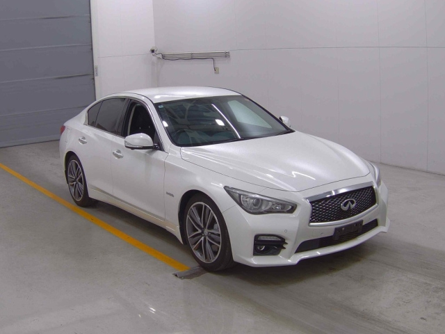 NISSAN SKYLINE 2016
