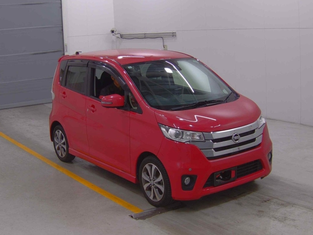 NISSAN DAYZ 2015