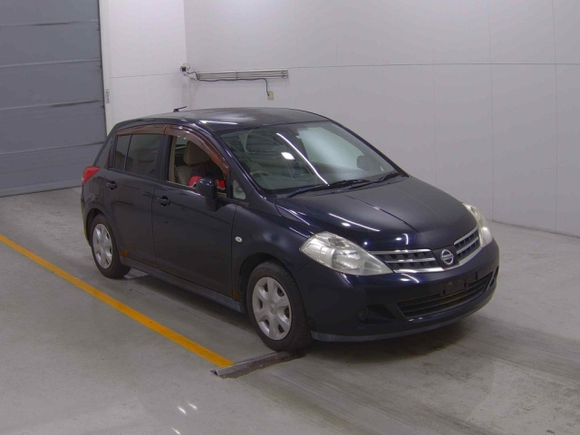 NISSAN TIIDA 2008