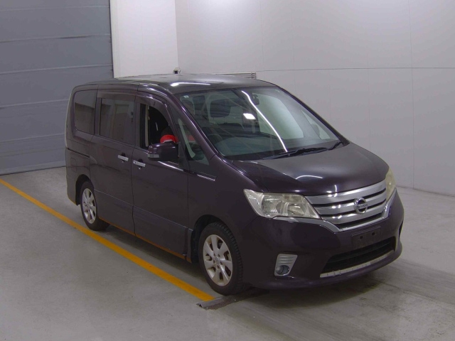 NISSAN SERENA 2011