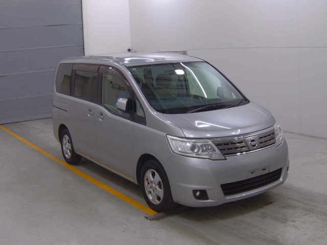 NISSAN SERENA 2009