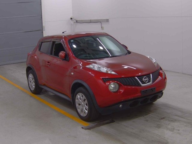 NISSAN JUKE 2011