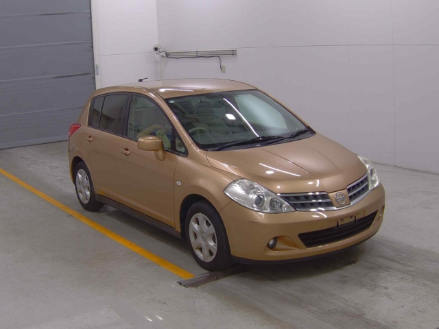 NISSAN TIIDA 2008