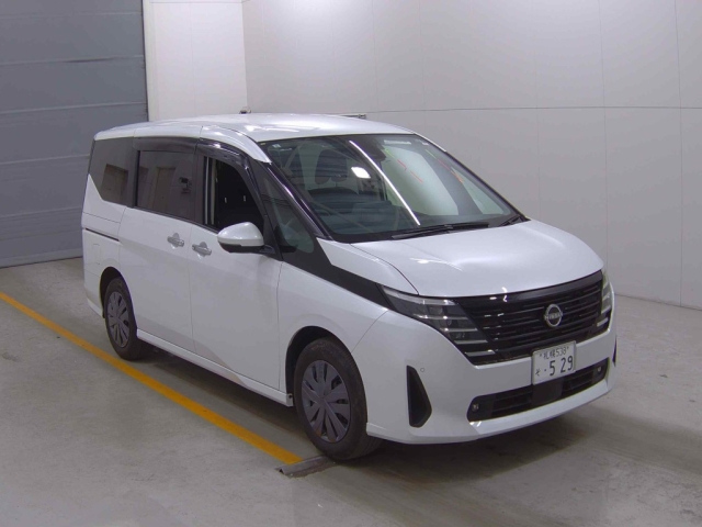 NISSAN SERENA 2023