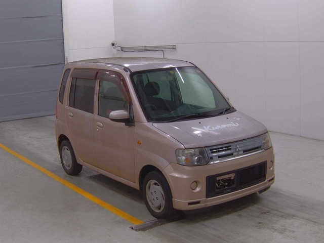 MITSUBISHI TOPPO 2010