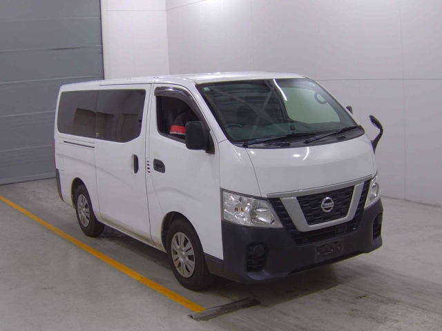 NISSAN CARAVAN VAN 2018