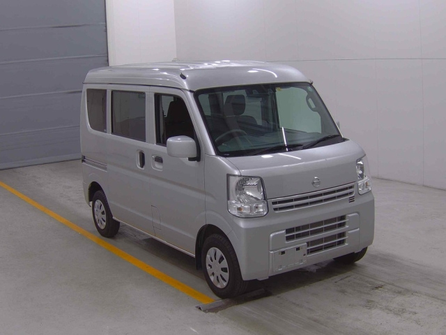 NISSAN CLIPPER VAN 2023