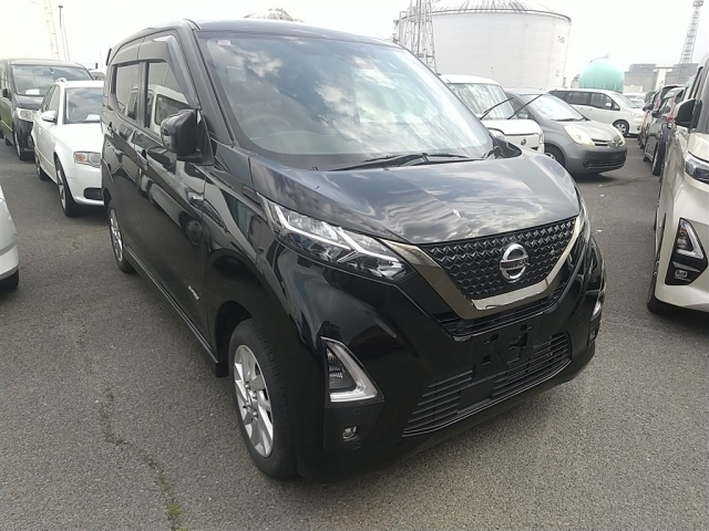 NISSAN DAYZ 2022
