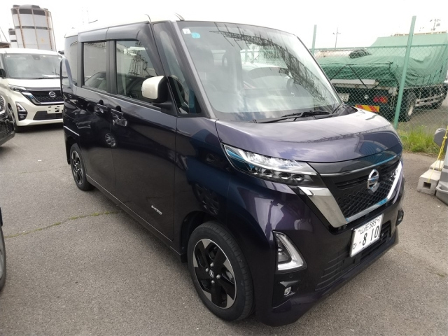 NISSAN ROOX 2021