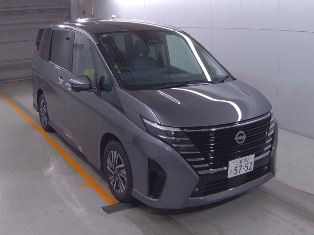 NISSAN SERENA 2023