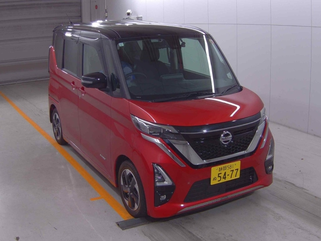NISSAN ROOX