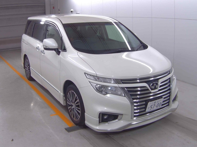 NISSAN ELGRAND 2015
