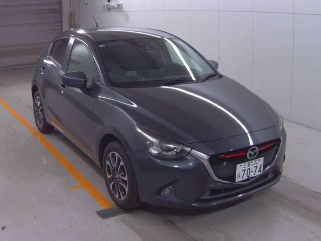 MAZDA DEMIO 2015