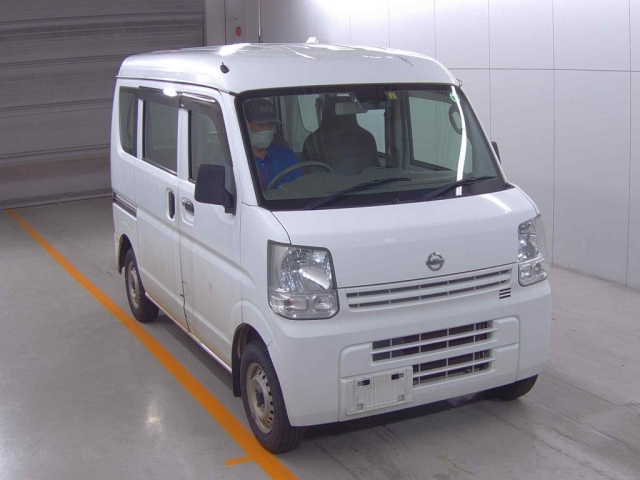 NISSAN CLIPPER VAN 2015