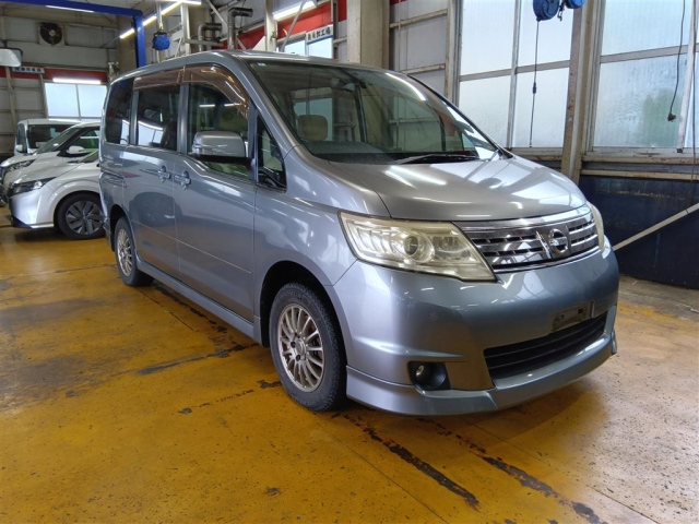 NISSAN SERENA 2008
