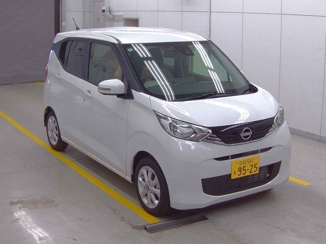 NISSAN DAYZ 2024
