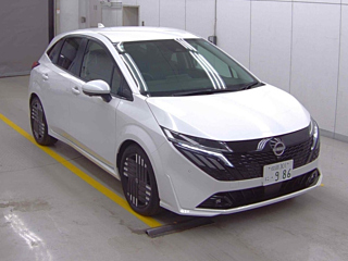 nissan aura