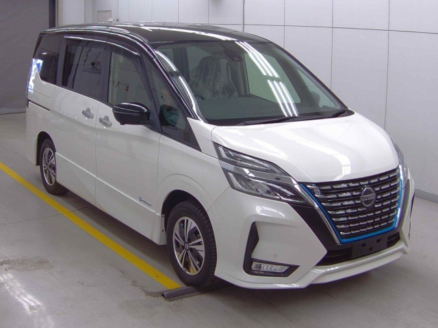 NISSAN SERENA 2019