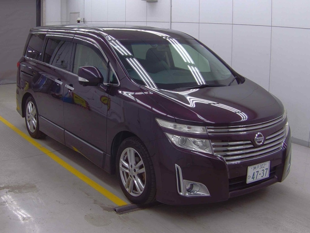 NISSAN ELGRAND 2013