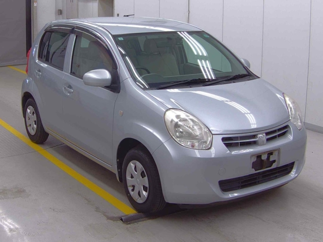 TOYOTA PASSO 2011