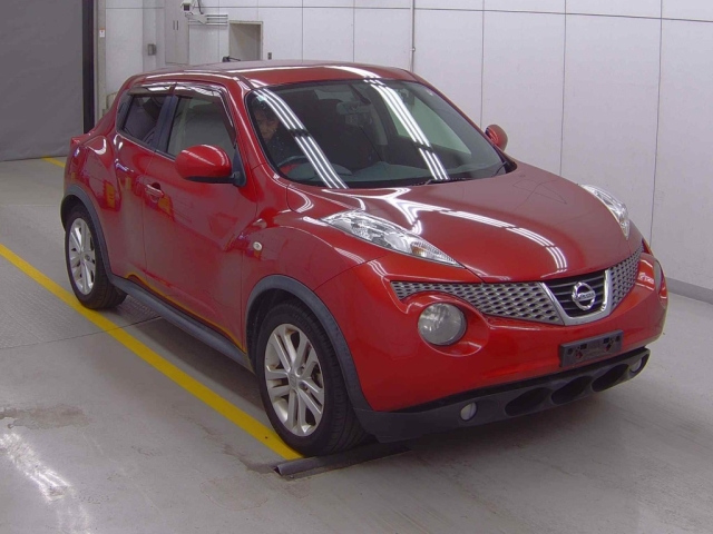 NISSAN JUKE