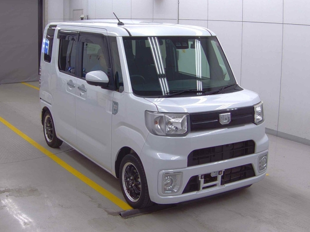 DAIHATSU WAKE 2022
