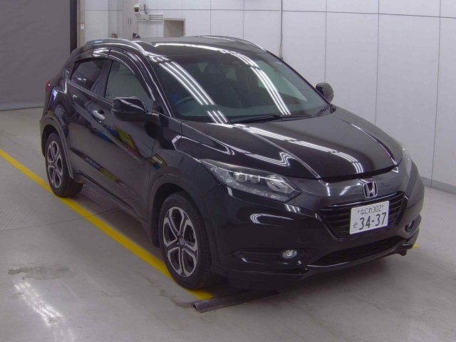 HONDA VEZEL 2015
