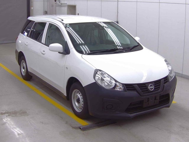 NISSAN AD 2023