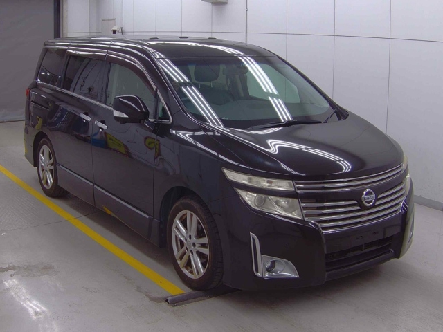 NISSAN ELGRAND 2011
