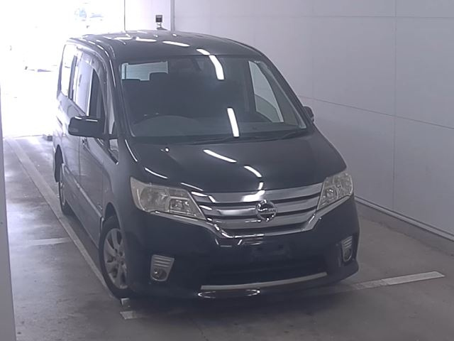 NISSAN SERENA 2013