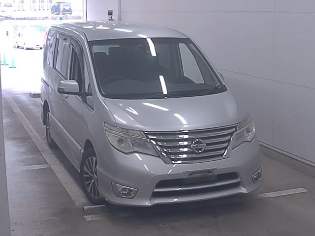 NISSAN SERENA 2015