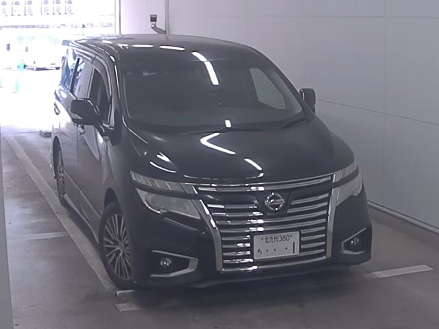 NISSAN ELGRAND 2019