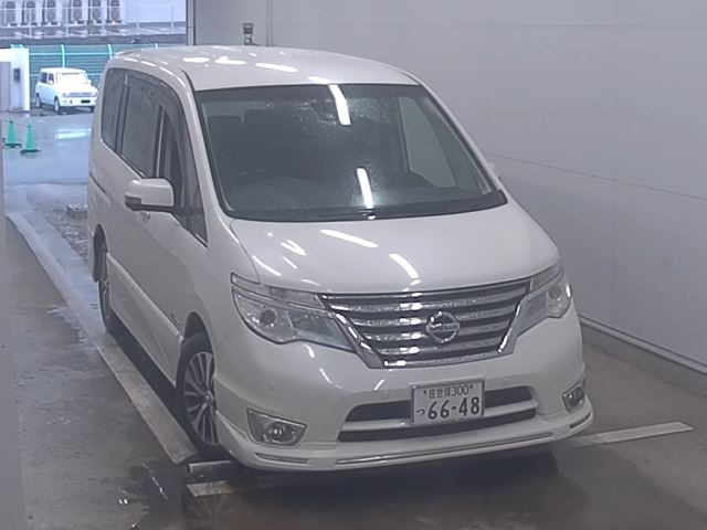 NISSAN SERENA 2015