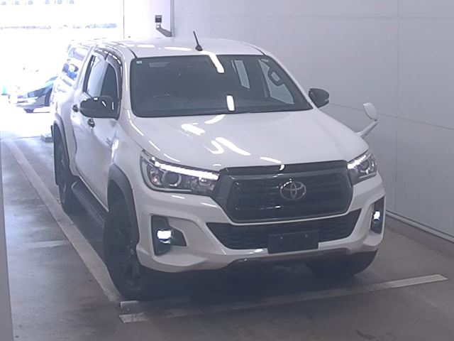 TOYOTA HILUX 2019