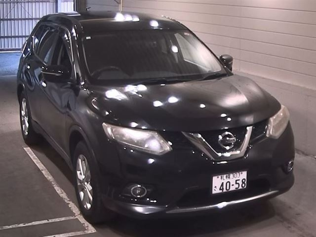NISSAN X-TRAIL