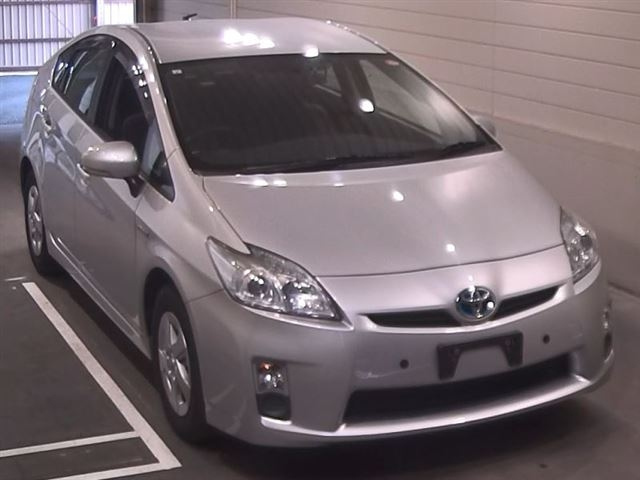 TOYOTA PRIUS 2010
