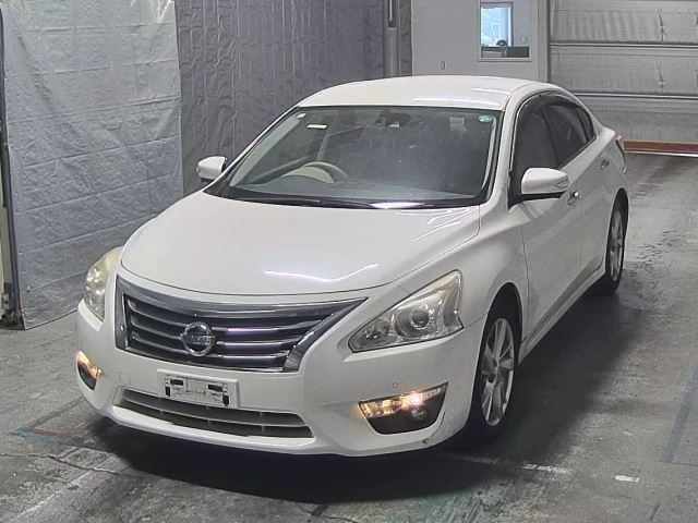 NISSAN TEANA 2015